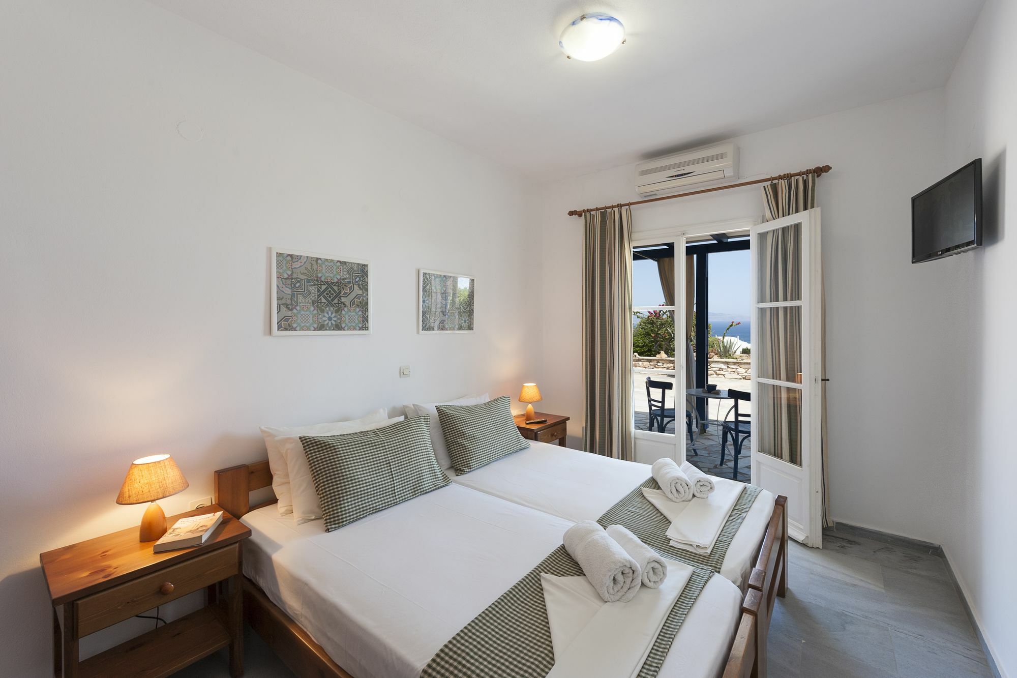 Dryades Family Hotel Drios Ngoại thất bức ảnh